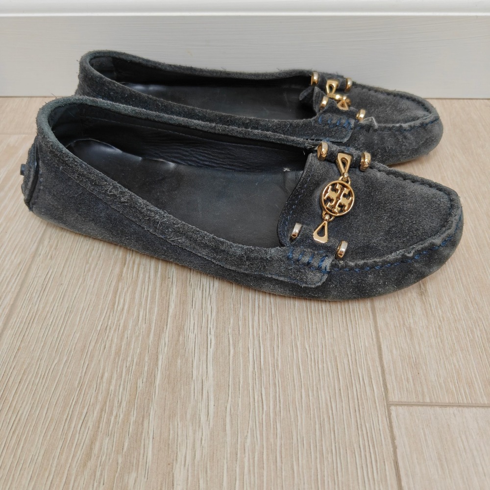 Tory Burch Daria Shoes Womens 7M Gray Suede Gold Logo Loafers Preppy Classic - Picture 2 of 11